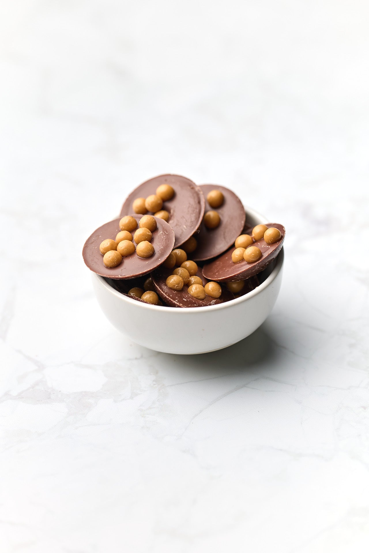 Tube | Daily Dose | Crispy Pearls | Milk Chocolate | 42% cacao | 200g